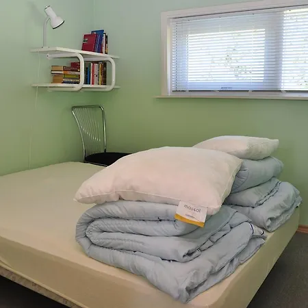 Three-bedroom Holiday In * هالس